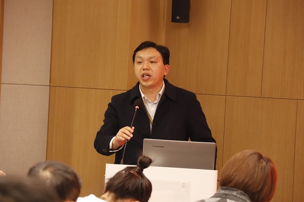 6、MK（中国）一站式体育服务官网总工程师苏群山主持会议 .JPG