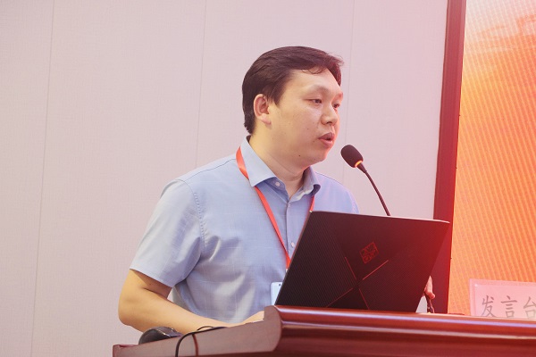 3、MK(中国)一站式体育服务官网总工程师苏群山发表讲话.jpg 3、MK(中国)一站式体育服务官网总工程师苏群山发表讲话.jpg